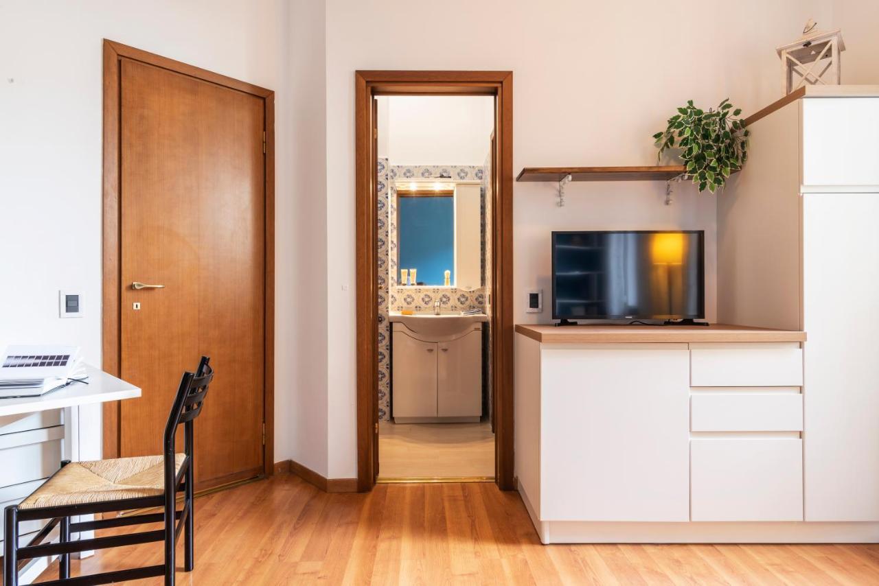 מילאנו Casa Blu Flexyrent Apartment Wifi - No Ac מראה חיצוני תמונה